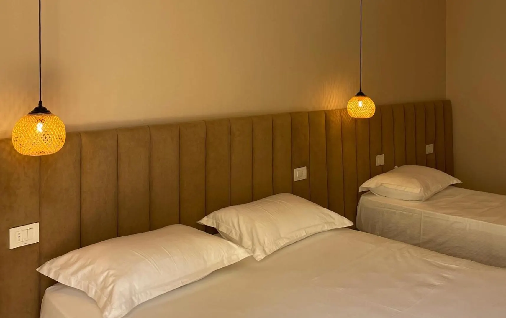 South Villas And Suites Dhërmi 0*,  Albanien